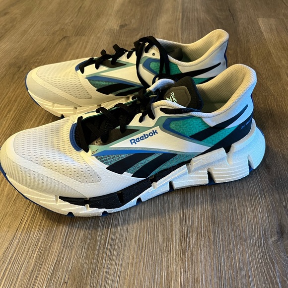 Reebok Men’s FloatZig 1 Shoes Sz(11) White/Black/Mint 100206594 no box pre own - Picture 5 of 10